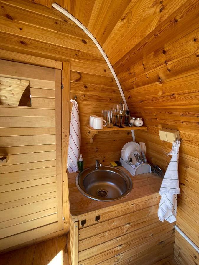 Hobiti Chatka Lipno Černá v Pošumaví المظهر الخارجي الصورة
