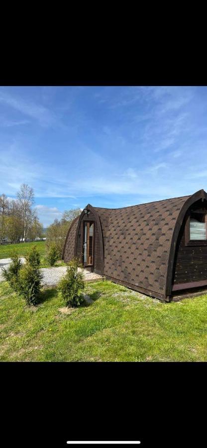 Hobiti Chatka Lipno Černá v Pošumaví المظهر الخارجي الصورة